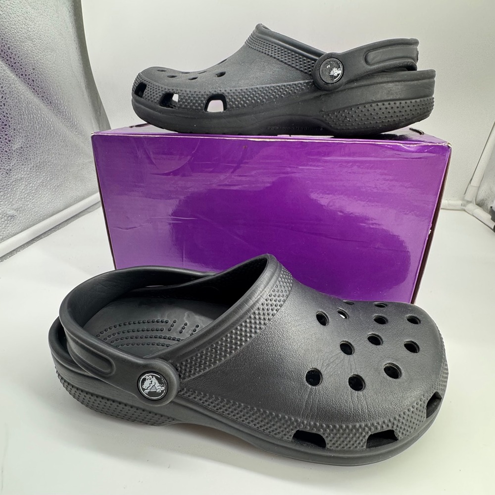 Crocs Classic Clogs - Junior Size 6